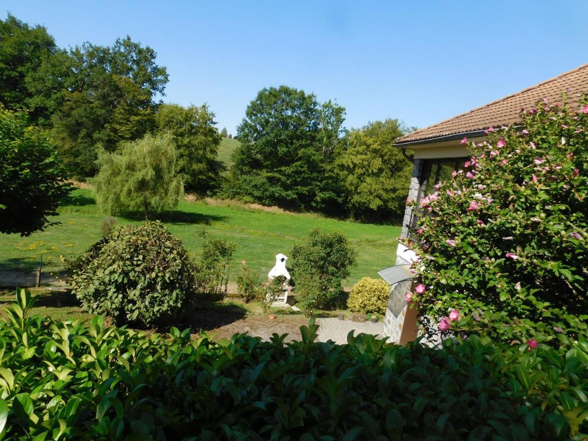 Du Coq A L'Ame Bed & Breakfast Naves  Bagian luar foto